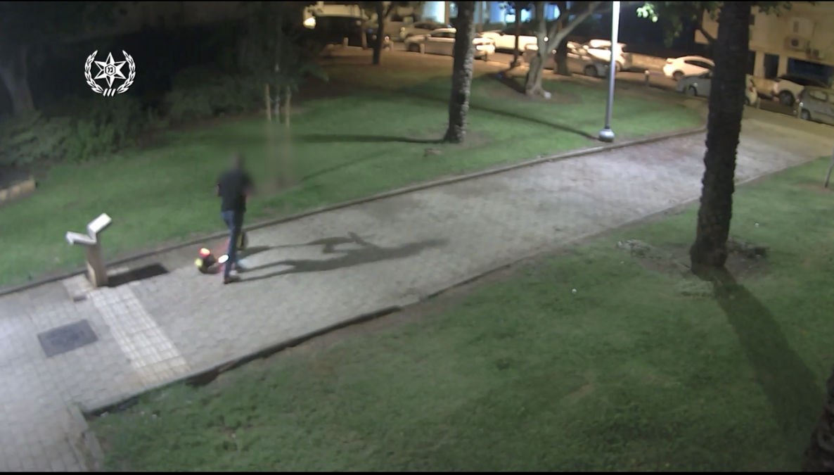 الشرطة: اعتقال مشتبهين بشبهة سرقة دراجات نارية من تل ابيب